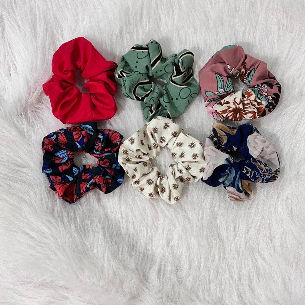 Lot of 6 Assorted Floral & Heart Print Hair Scrunchies